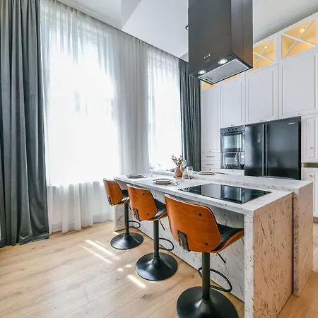 City Center 2 Bedroom Escape * Cluj-Napoca