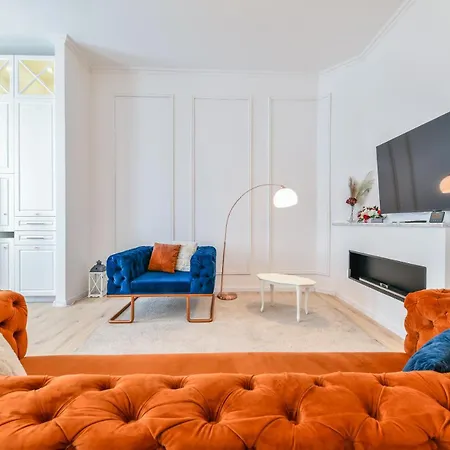 City Center 2 Bedroom Escape *