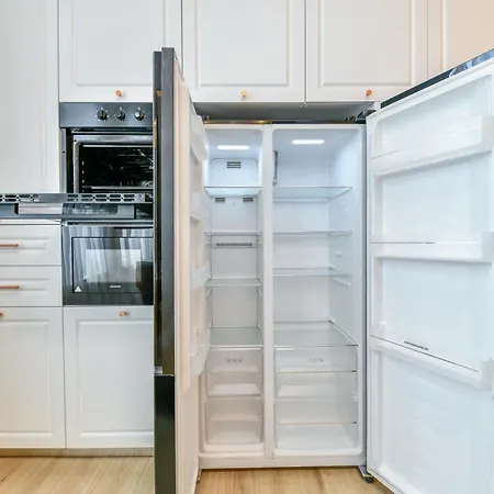 City Center 2 Bedroom Escape דירה *